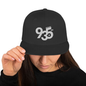 Snapback Hat Revolution 93.5FM